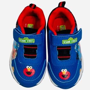 Sesame Street Kids Cookie & Elmo Hook and Loop Velcro Sneakers, Toddler Size 5